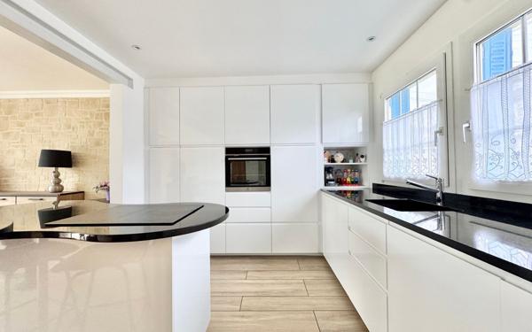 Maison à vendre    6 pièces • 136,02 m2 Chartres