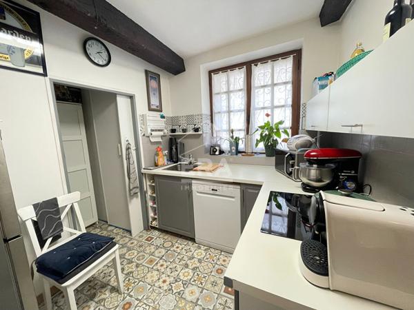 Maison à vendre  secteur Les Mees  avec 2 chambres,