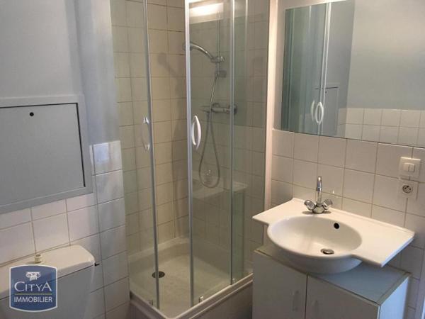 Appartement à louer 1 pièce 29.46m² Tours (37000)