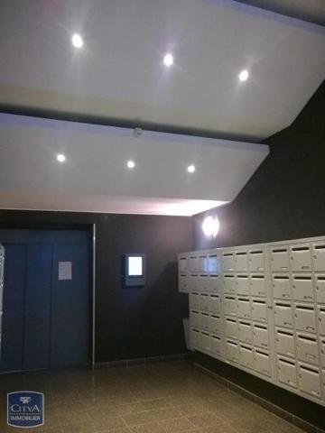Appartement à louer 1 pièce 29.46m² Tours (37000)