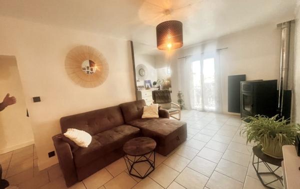 Vente Maison De village avec terrasse Saint-gilles   