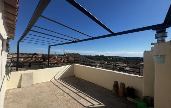 Vente Maison De village avec terrasse Saint-gilles   