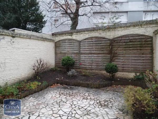 Appartement à louer 2 pièces 58.07m²