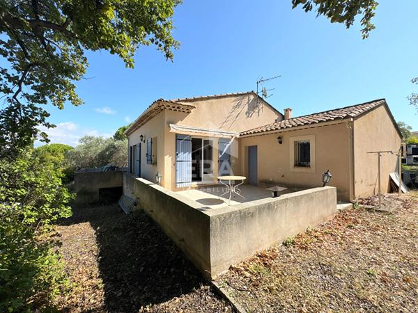 A VENDRE 84120 PERTUIS MAISON PLAIN PIED TYPE 5 PIECES D'ENVIRON 118M² AVEC GARAGE ET JARDIN