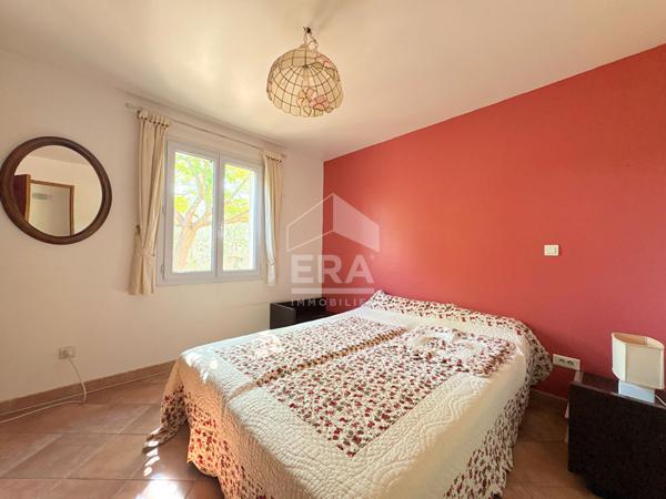A VENDRE 84120 PERTUIS MAISON PLAIN PIED TYPE 5 PIECES D'ENVIRON 118M² AVEC GARAGE ET JARDIN