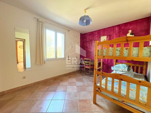 A VENDRE 84120 PERTUIS MAISON PLAIN PIED TYPE 5 PIECES D'ENVIRON 118M² AVEC GARAGE ET JARDIN