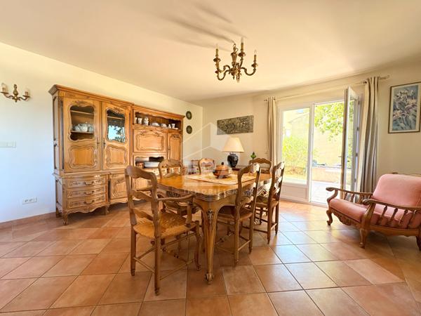 A VENDRE 84120 PERTUIS MAISON PLAIN PIED TYPE 5 PIECES D'ENVIRON 118M² AVEC GARAGE ET JARDIN
