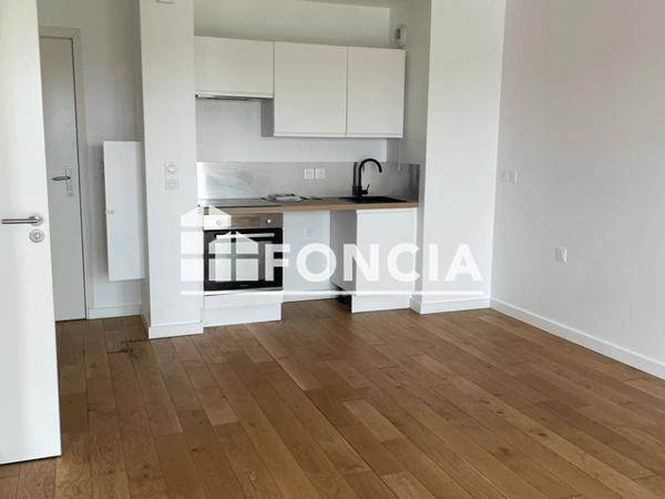 Location Appartement 2 pièces 42.3 m² - 62 RUE DE LONDRES A24 Lens 62300