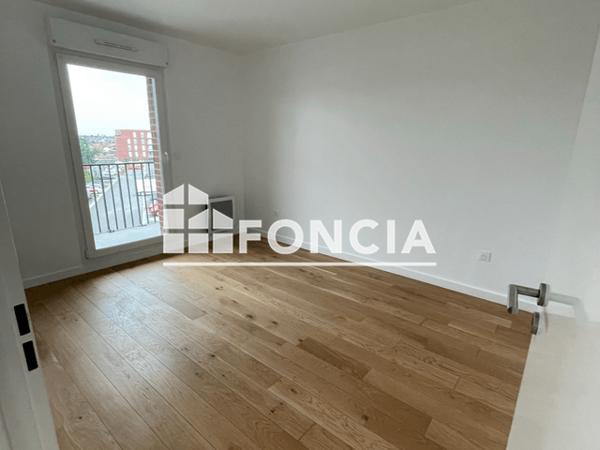Location Appartement 2 pièces 42.3 m² - 62 RUE DE LONDRES A24 Lens 62300