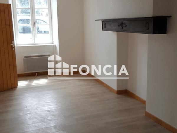 Location Maison 4 pièces 76.77 m² - 7 PLACE DE L'EGLISE Sevigny Waleppe 08220