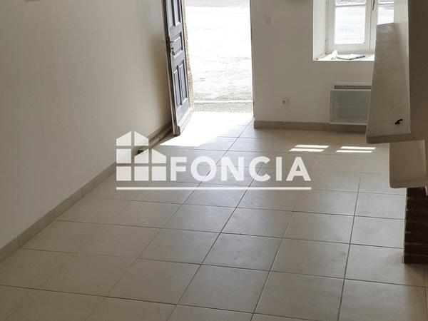 Location Maison 4 pièces 76.77 m² - 7 PLACE DE L'EGLISE Sevigny Waleppe 08220