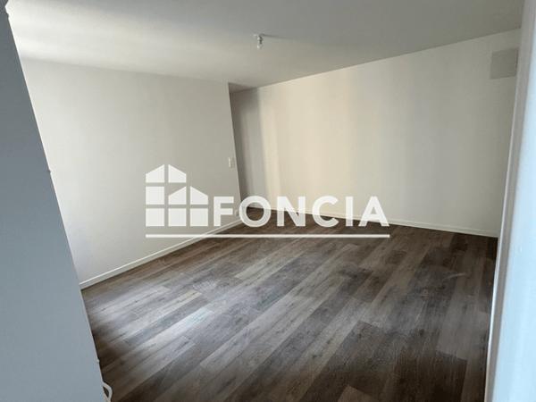 Location Appartement 3 pièces 73.26 m² - 3 RUE RENAN Sedan 08200
