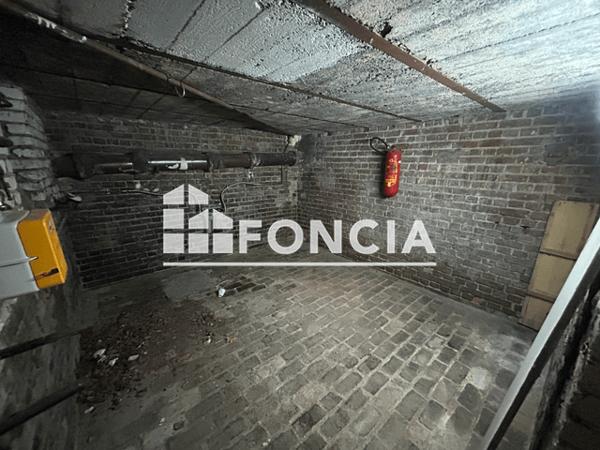 Location Local commercial 2 pièces 55 m² - 236 RUE DU FAUBOURG DES POSTES Lille 59000