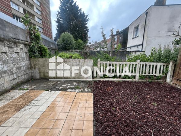 Location Local commercial 2 pièces 55 m² - 236 RUE DU FAUBOURG DES POSTES Lille 59000