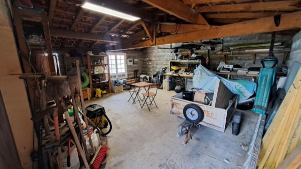A louer Maison Saint Pierre Du Mont Quartier du Pouy clim insert 5 chambres garage piscine