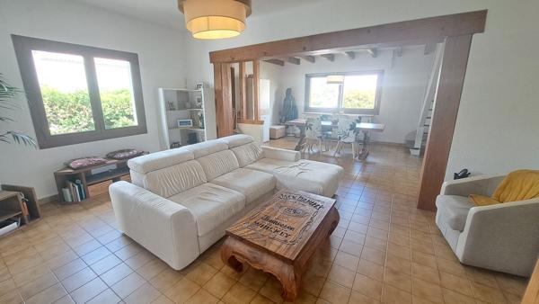 A louer Maison Saint Pierre Du Mont Quartier du Pouy clim insert 5 chambres garage piscine