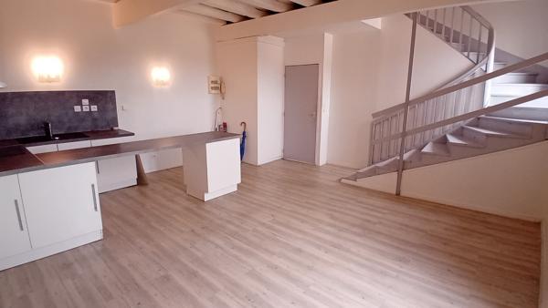 A louer Appartement T1 bis vide Mont-de-Marsan centre ville 2e et dernier étage