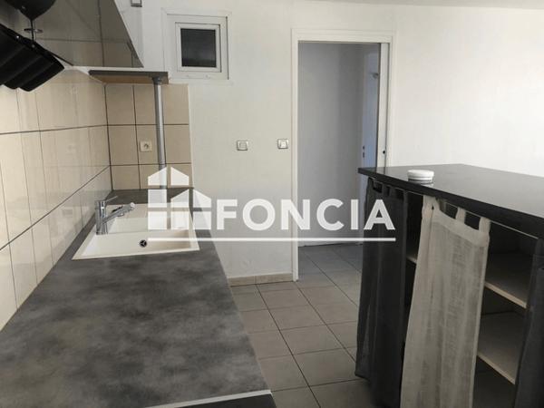 Location Appartement 2 pièces 36.18 m² - 504 AVENUE DU MARECHAL JUIN Six Fours Les Plages 83140