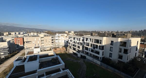 Location Appartement meublé 2 pièces 40.82 m² - Sathonay-camp 69580