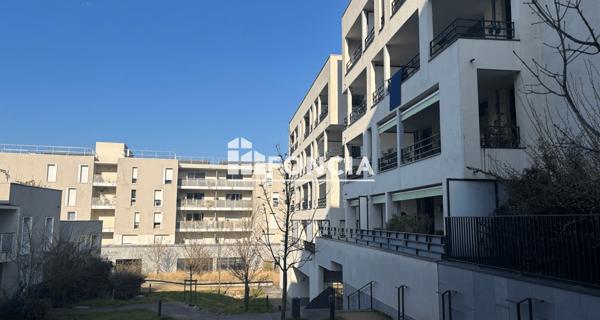 Location Appartement meublé 2 pièces 40.82 m² - Sathonay-camp 69580