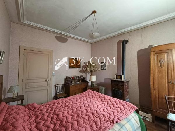 Maison de village 8 pièce(s) 6 chambre(s) 162 m²