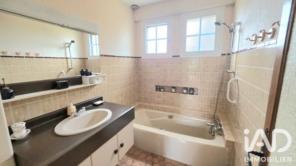Maison à vendre 7 pièces 133,5 m² Saint-Gildas-de-Rhuys