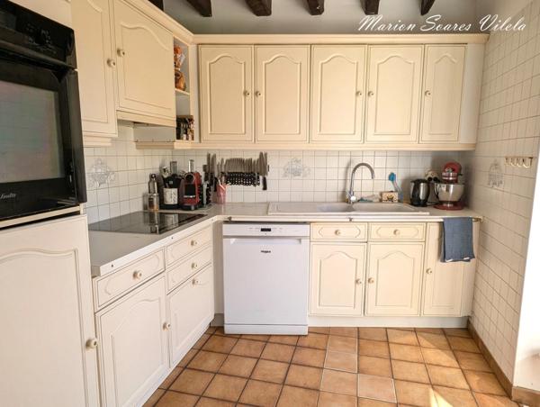 Authentique briarde de caractère au cœur d’un hameau paisible – 6 P, jardin, garage ( CHAUMES-EN-BRIE 77390)