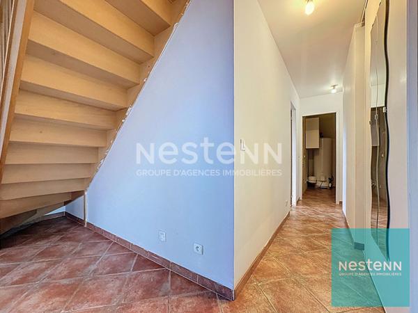 Maison familiale avec 5 chambres et un bureau à vendre à Cannes Écluse