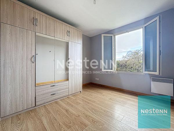Maison familiale avec 5 chambres et un bureau à vendre à Cannes Écluse