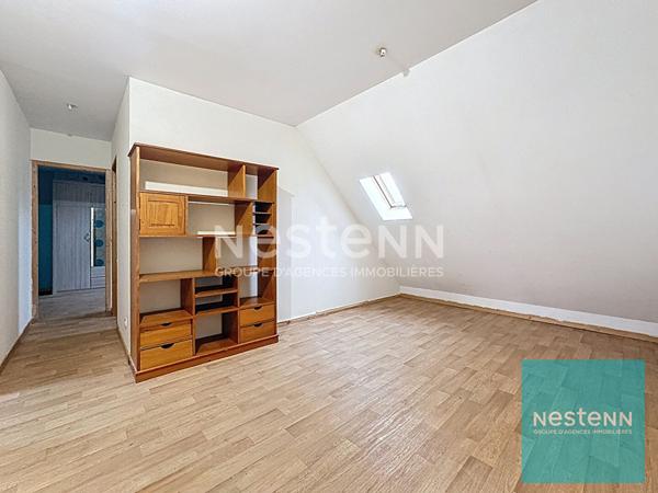 Maison familiale avec 5 chambres et un bureau à vendre à Cannes Écluse