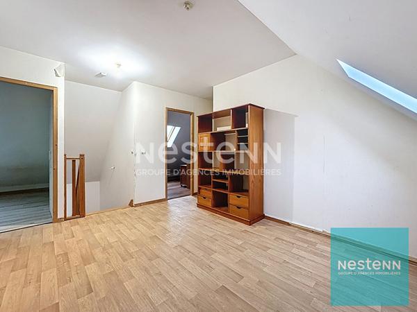 Maison familiale avec 5 chambres et un bureau à vendre à Cannes Écluse
