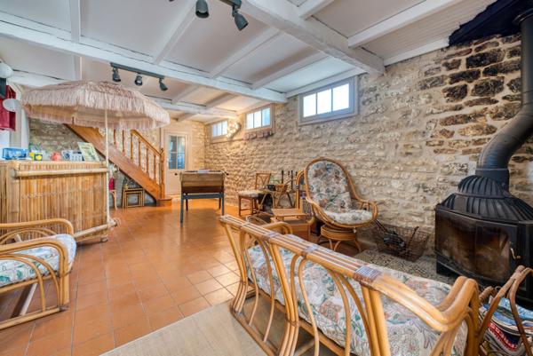 Magnifique vue sur la campagne. Maison de caractère sur près d'1 hectare à quelques pas de Saint Pie