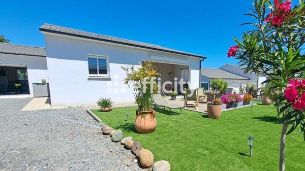Maison
         3 pièces
        - 70 m² 295 000 € *