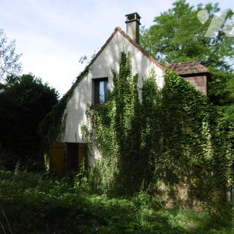 MAISON INDIVIDUELLE A RENOVER, 89 m², proximité de Saint-Quentin, 2 chambres