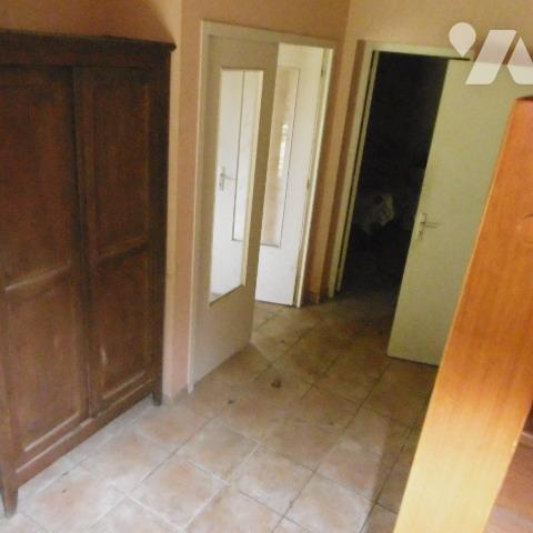 MAISON INDIVIDUELLE A RENOVER, 89 m², proximité de Saint-Quentin, 2 chambres