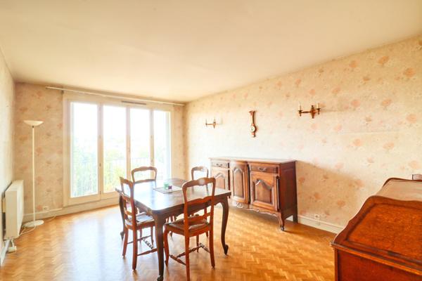 ANTONY MAIRIE - 4 PIÈCES -78 m² avec balcon, parking et cave ? Emplacement privilégié
