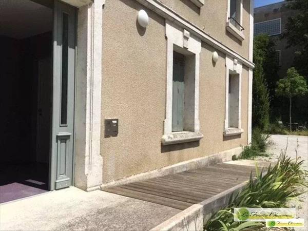 ANGOULEME - PROCHE CHAMP DE MARS