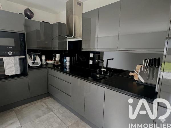 Maison à vendre 5 pièces 115 m² Neuville-sur-Saône