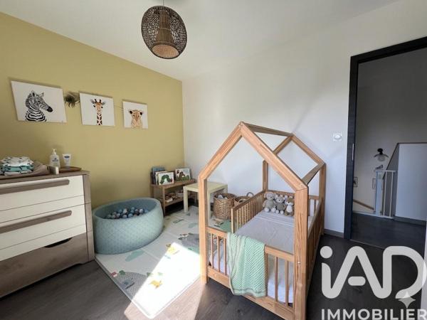 Maison à vendre 5 pièces 115 m² Neuville-sur-Saône