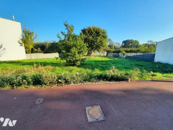 SAINT RÉVÉREND - Au calme