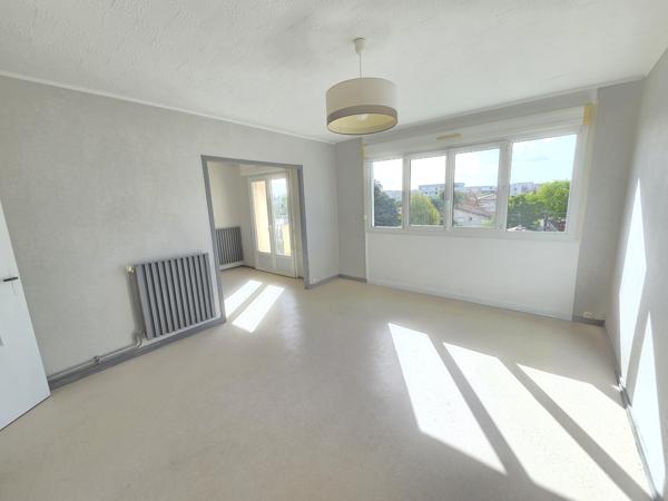 Appartement 4 pièce(s) 2 chambre(s) 68.2 m²