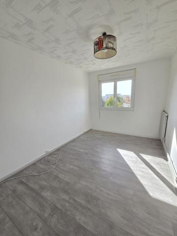 Appartement 4 pièce(s) 2 chambre(s) 68.2 m²