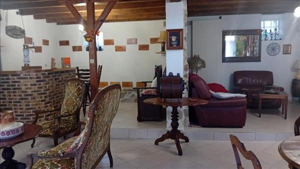 Maison à vendre |  Meilhards |  5 pièces | 160 m²