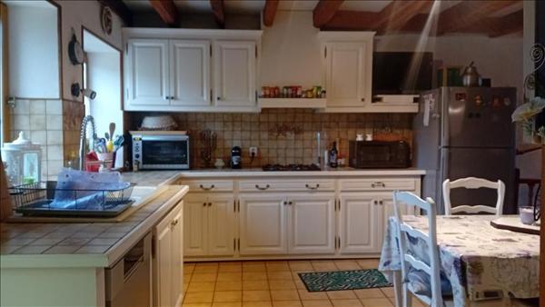 Maison à vendre |  Meilhards |  5 pièces | 160 m²