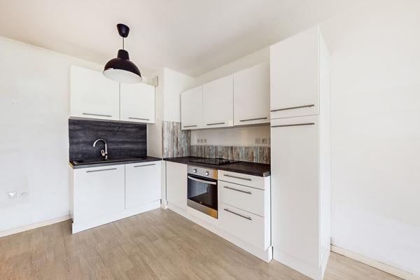 T4 AVEC PLACE DE PARKING – BOIS-BLANCS / EURATECHNOLOGIES