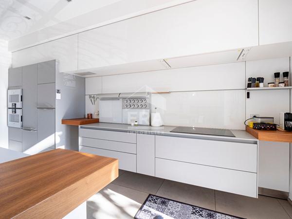 Appartement 4 pièces à louer -140 m3 - 3 chambres -Centre ville de Perpignan