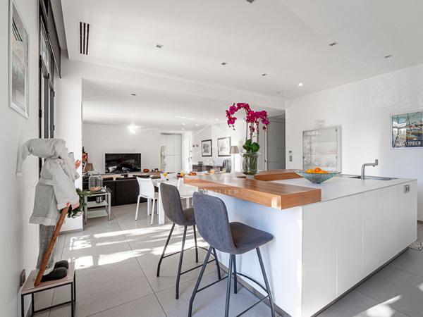 Appartement 4 pièces à louer -140 m3 - 3 chambres -Centre ville de Perpignan