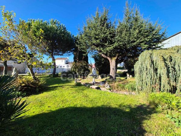 Maison à vendre 4 pièces ROYAN (17) - Terrain de 1427m²