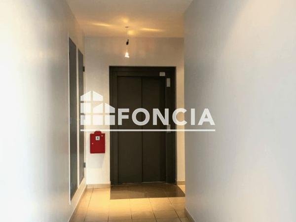 Location Appartement 3 pièces 77.4 m² - 9/101 PLACE DU GENERAL DE LECLERC Laon 02000