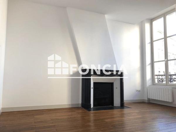 Location Appartement 3 pièces 77.4 m² - 9/101 PLACE DU GENERAL DE LECLERC Laon 02000